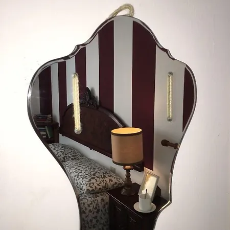 Stu Art Couette-café